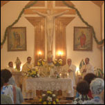 Vaslui: Sfinirea i dedicarea altarului bisericii "Sfinii Apostoli Petru i Paul"