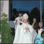 15 septembrie 2008: Iai "Sfnta Tereza a Pruncului Isus": Sfinirea grotei dedicat Fecioarei Maria de la Lourdes i a statuii papei Ioan Paul al II-lea (Foto: Ovidiu Biog)