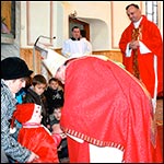 26 decembrie 2009: Iugani: Vizita episcopului Aurel Perc