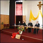 18 aprilie 2010: Roman: ntlnirea persoanelor consacrate