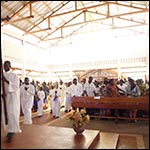 18 aprilie - Djebonoua - procesiunea de la intrarea la Liturghie
