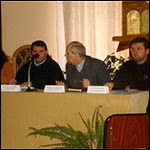 24 aprilie 2010: Oneti: Simpozionul naional "Profesorul de religie i rolul su formativ n lumina preoiei comune"