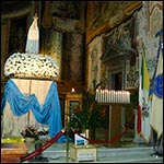 24 aprilie 2010: Roma: Statuia Sfintei Fecioare Maria de la Fatima i la romni