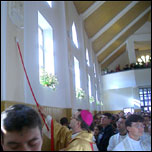 Tra: Sfinirea bisericii i consacrarea altarului