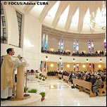 Iai: Liturghie pentru papa n catedrala nou (FOCUS)