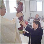 29 octombrie 2006: Roman: Consacrarea altarului i sfinirea bisericii "Fericitul Ieremia"