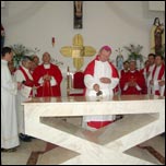 9 iunie 2007: Buhonca: Consacrarea altarului i sacramentul Mirului