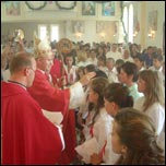 9 iunie 2007: Buhonca: Consacrarea altarului i sacramentul Mirului