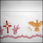 Lespezi: Haine liturgice