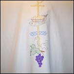 Lespezi: Haine liturgice