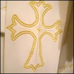 Lespezi: Haine liturgice