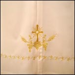 Lespezi: Haine liturgice